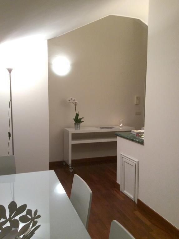Apartment La Mansarda Альба Номер фото